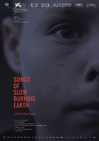 Písně o zemi v plamenech – plakát filmu